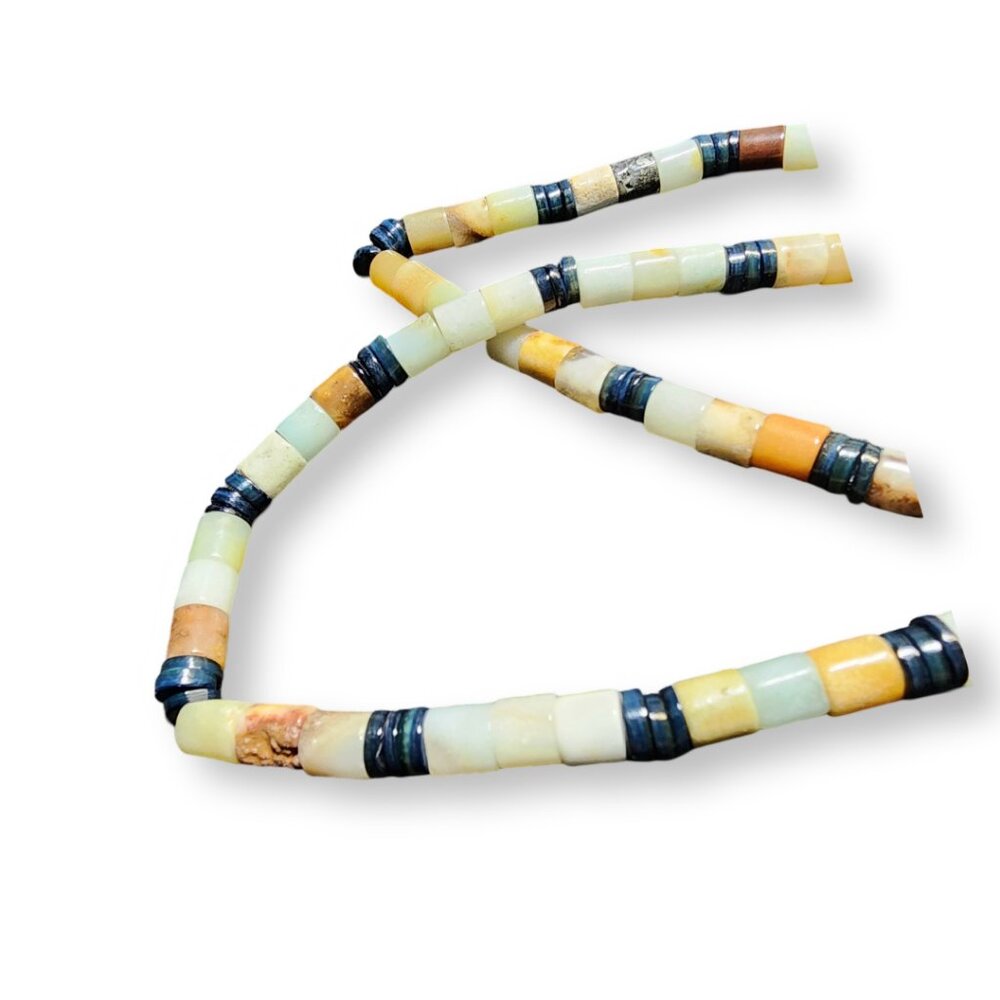 Natural Shell Necklace - Picture 3 of 5